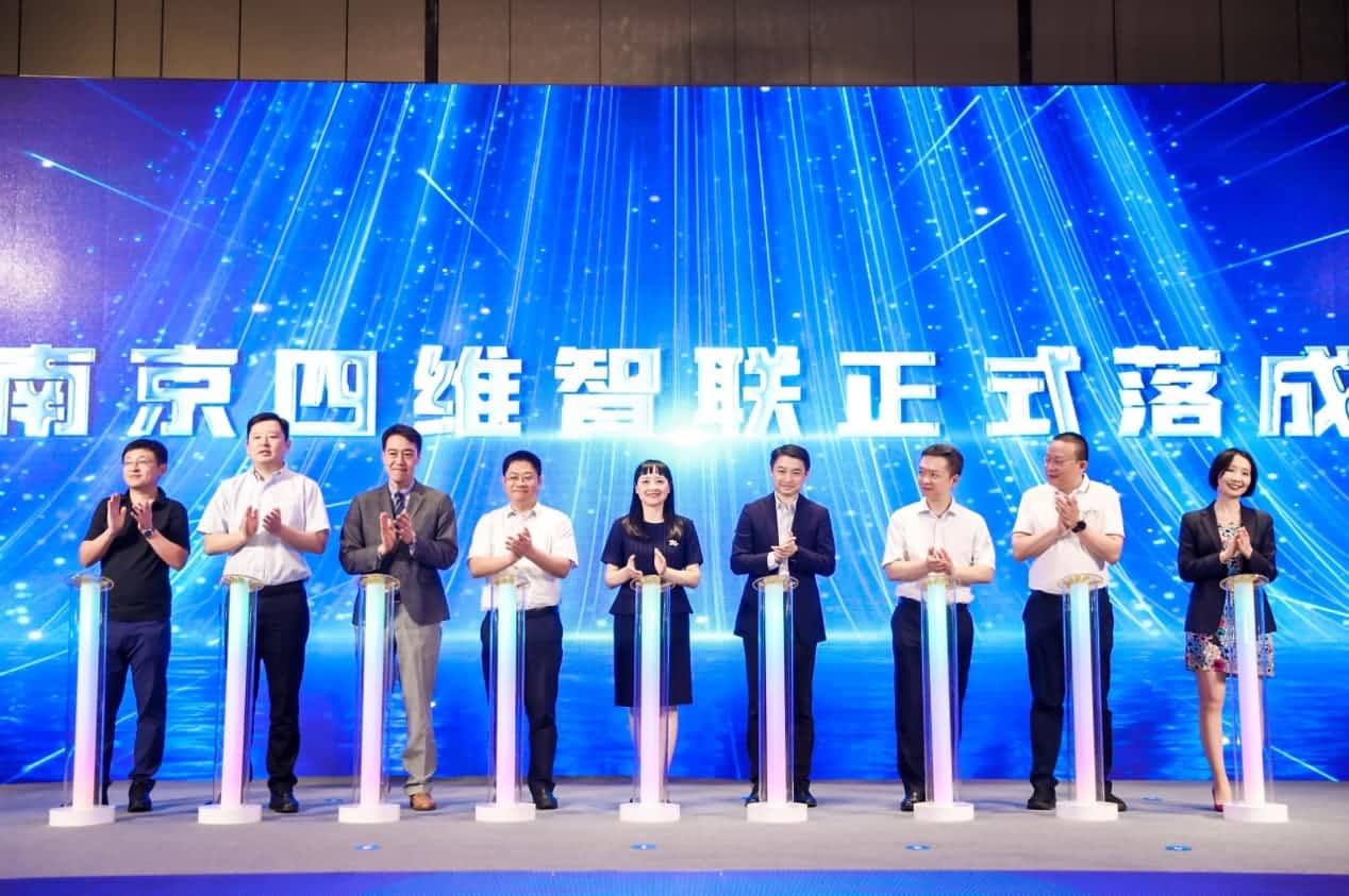 �Ͼ���ά�����깤 ����������������̬